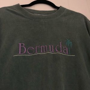 Embroidered Bermuda Rich Green Tee